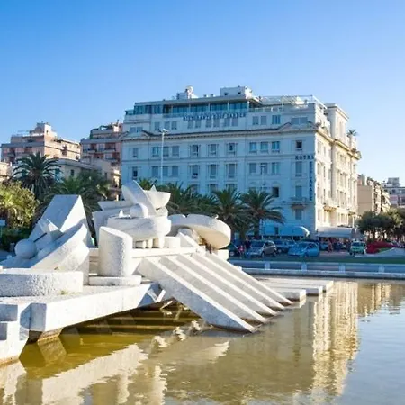 Sea Star Holidays House - Beach 150 M - Private Parking * Pescara